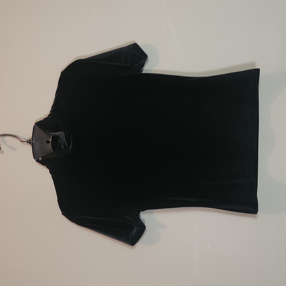 Black valour top